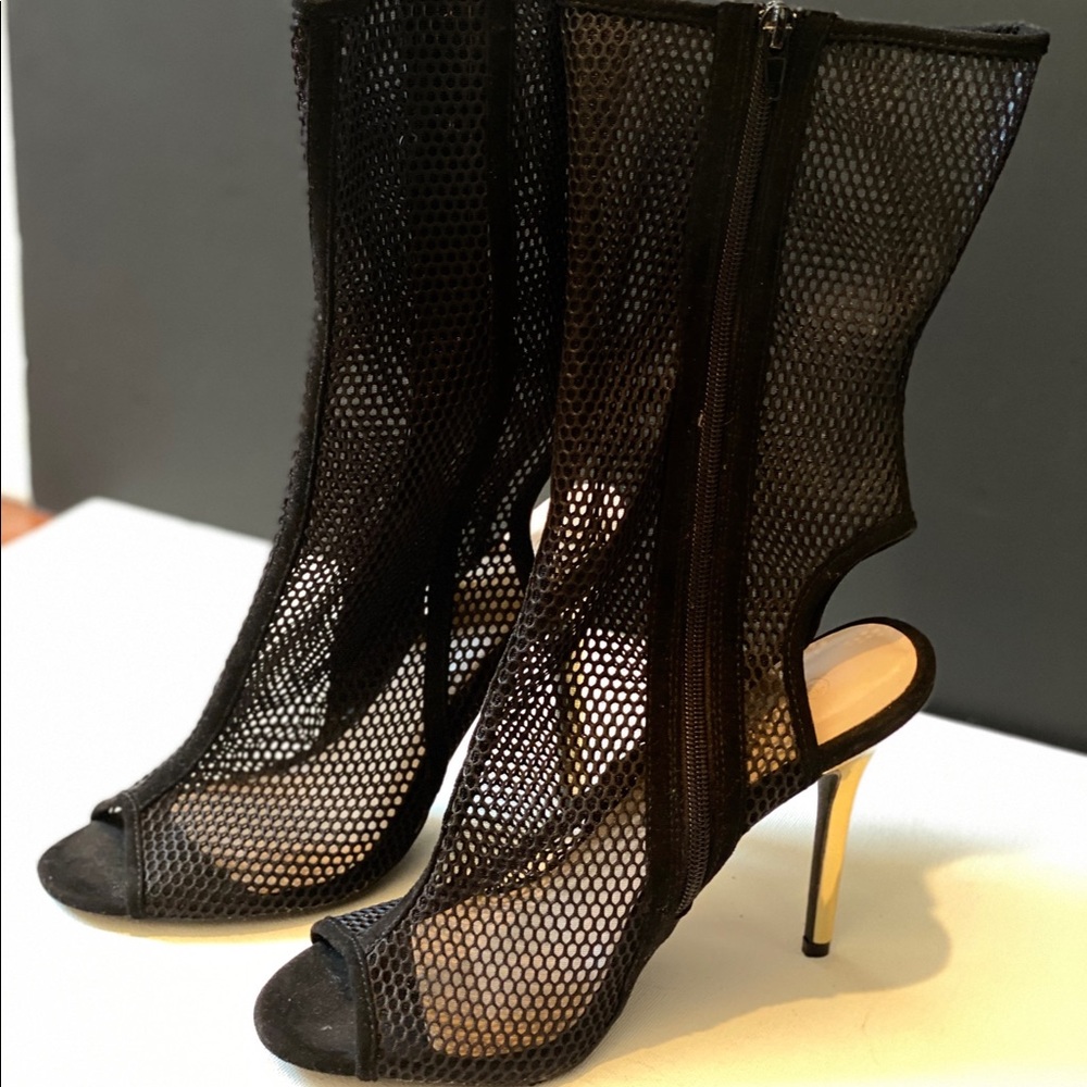 Peep Toe Net Booties